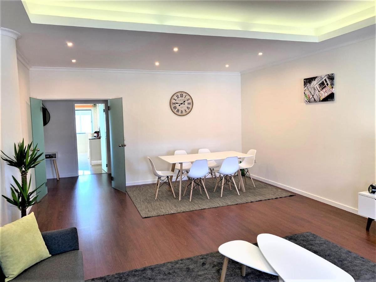 Apartamento Charm City Center Apt 140M2 & Free Parking Braga Exterior foto