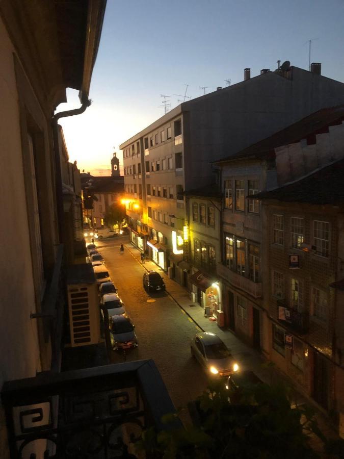 Apartamento Charm City Center Apt 140M2 & Free Parking Braga Exterior foto
