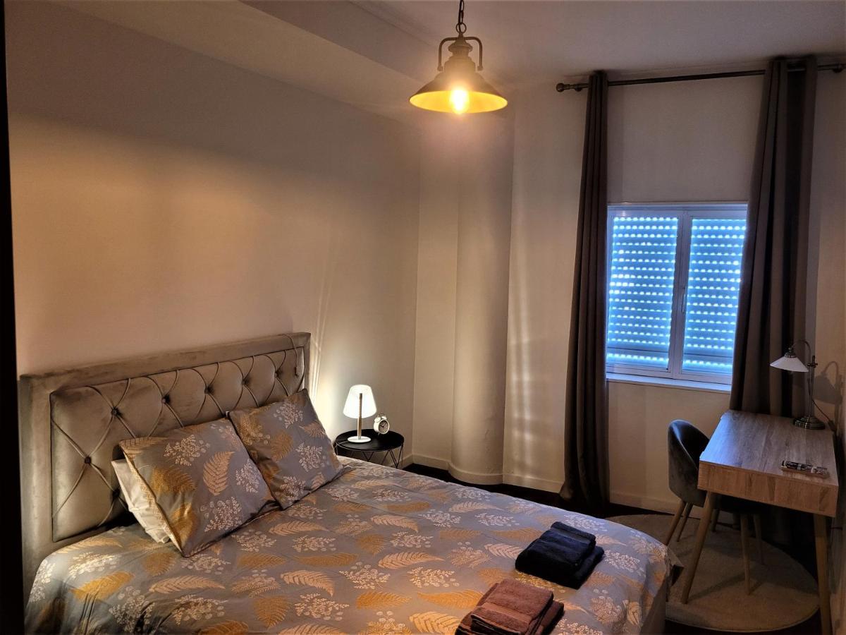 Apartamento Charm City Center Apt 140M2 & Free Parking Braga Exterior foto