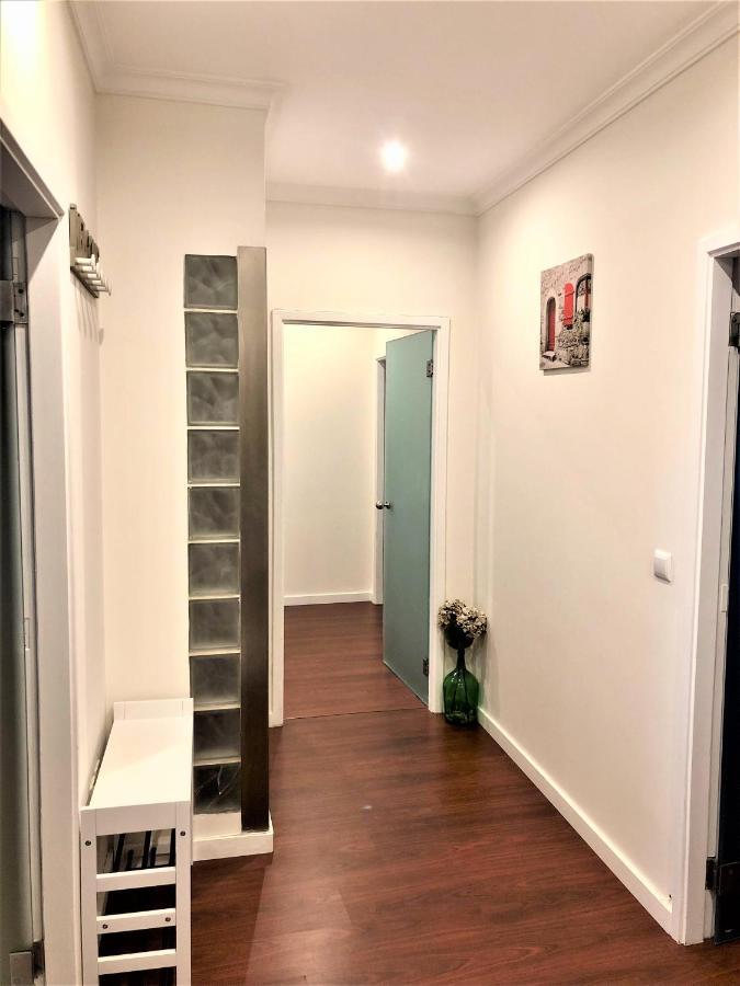 Apartamento Charm City Center Apt 140M2 & Free Parking Braga Exterior foto
