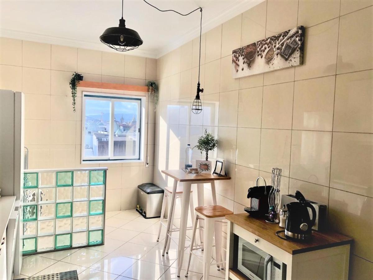 Apartamento Charm City Center Apt 140M2 & Free Parking Braga Exterior foto